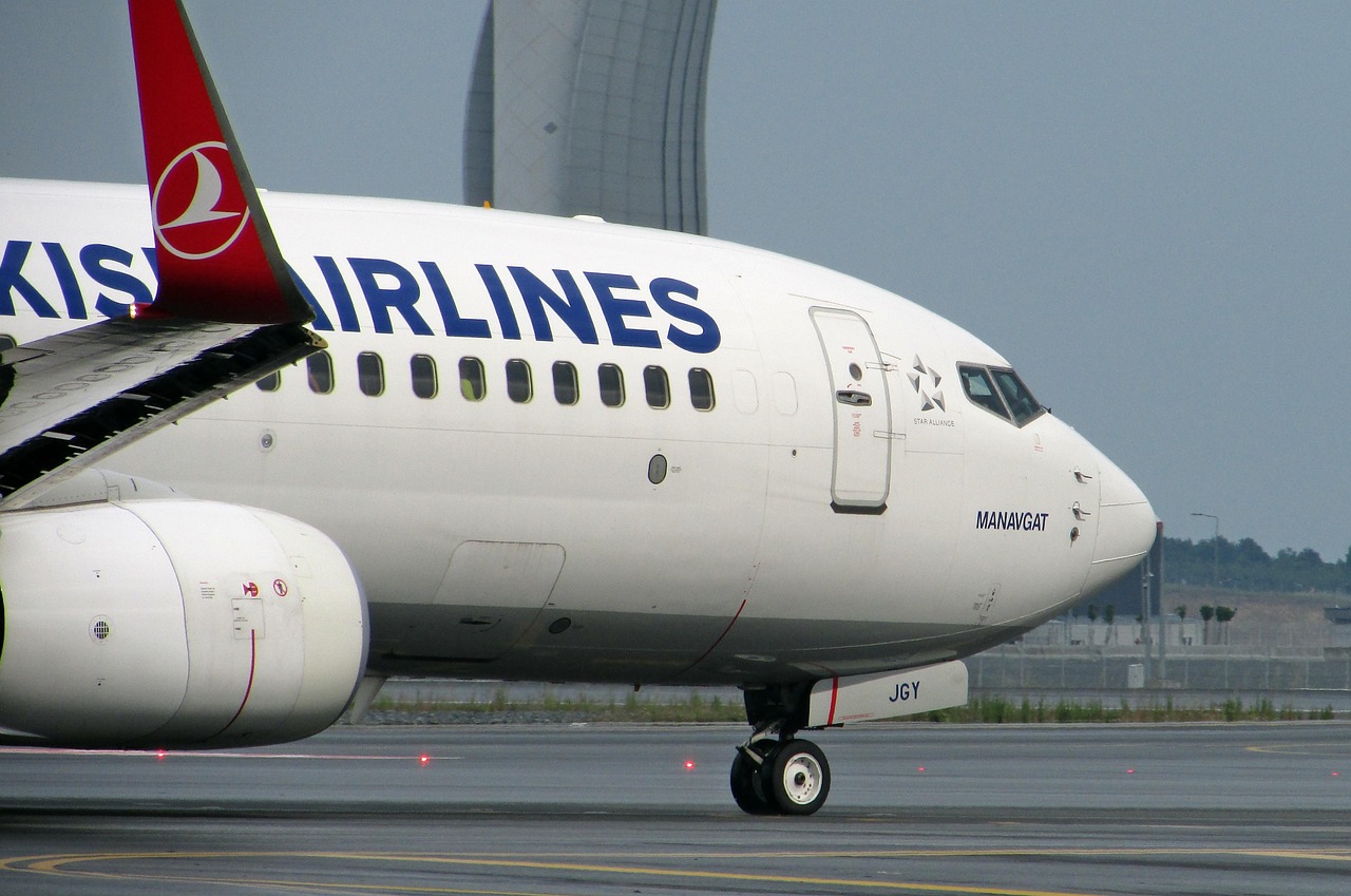 thy, istanbul, taxi, airport, aircraft, aviation, airplane, taxiing, transportation, runway, airline, departure, arrival, terminal, traffic, flying, flight, transport, istanbul airport, turkish airlines, turkish airlines, turkish airlines, turkish airlines, turkish airlines, turkish airlines